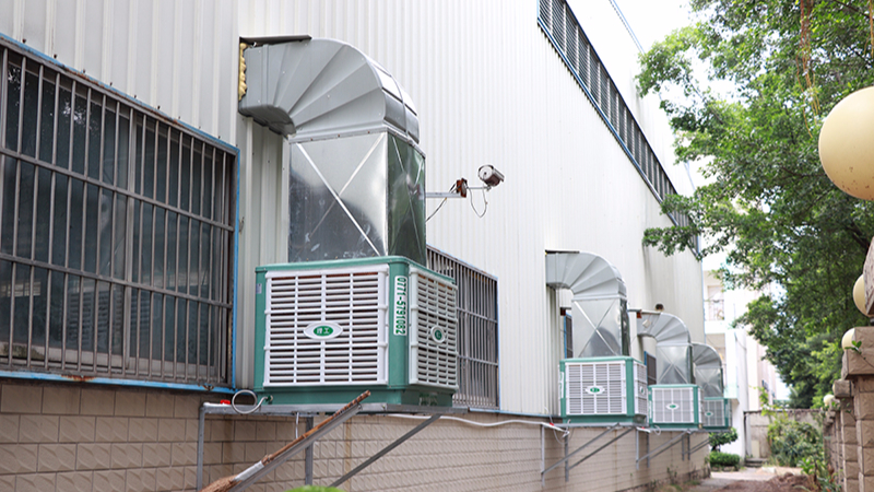 廣西電控電氣集團組裝車間安裝ZLG理工環?？照{