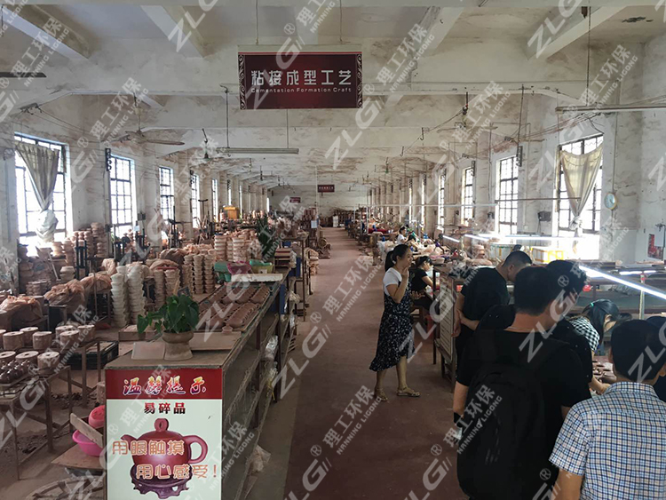 坭興陶生產(chǎn)制作車間