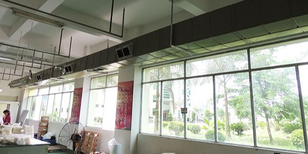 廣西工廠為什么使用濕簾冷風(fēng)機(jī)降溫[ZLG理工]告訴您