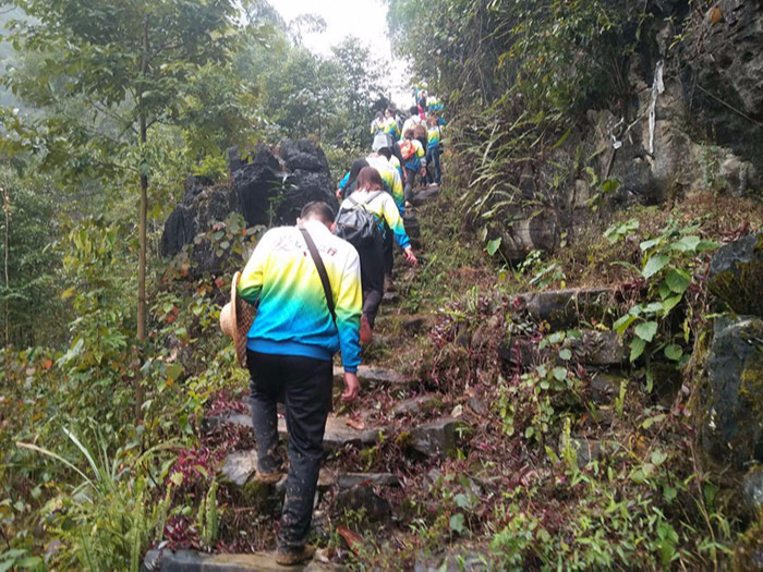 理工公司積極參與扶貧活動