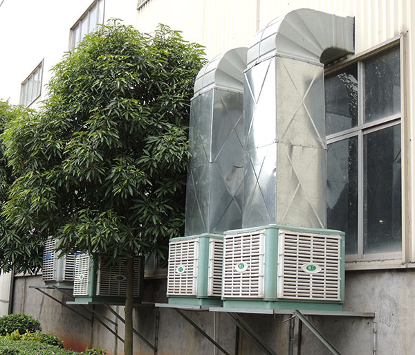 夏日工廠作業的必備降溫用品