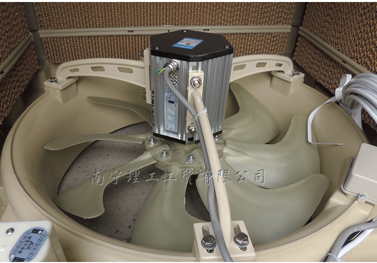 環(huán)保空調(diào)專用電機(jī)安裝圖