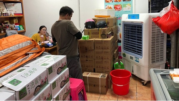 海鮮冷凍品批發市場使用[ZLG理工]移動式降溫冷風機案例